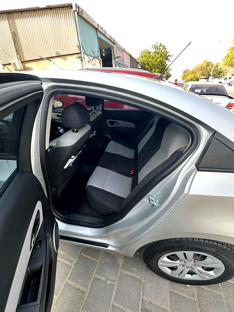 سيارة عائلية مستعملة63612066404099113