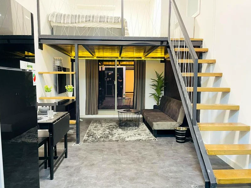 FULLY FURNISHED | UPGRADED | LOFT STUDIO | GARDEN63778351216771110