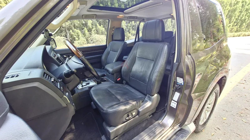 2015 Mitsubishi Pajero 3.8 V6 GLS63612069663362114