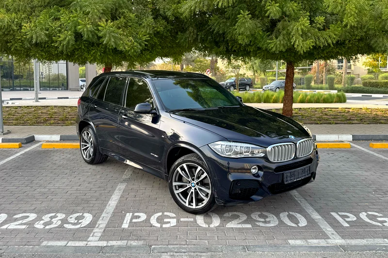 Full AGMC Service History | BMW X5 xDrive50i M-Sport 2017 GCC Specs (2 Keys / Single Owner)63612056378881111
