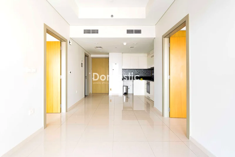 SKYLINE VIEW| PRIME LOCATION | 2BED IN HIGH FLOOR63795306603777113