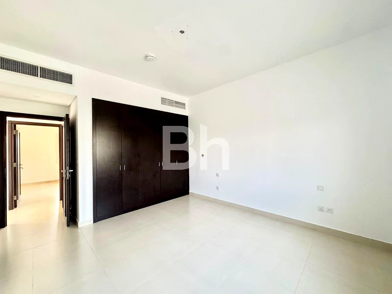 Best Location | Near Marketplace | Ready To Move63725465238657113