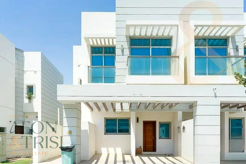 4 BHK+ Maid | Gated Community | Single Row63763486802945110