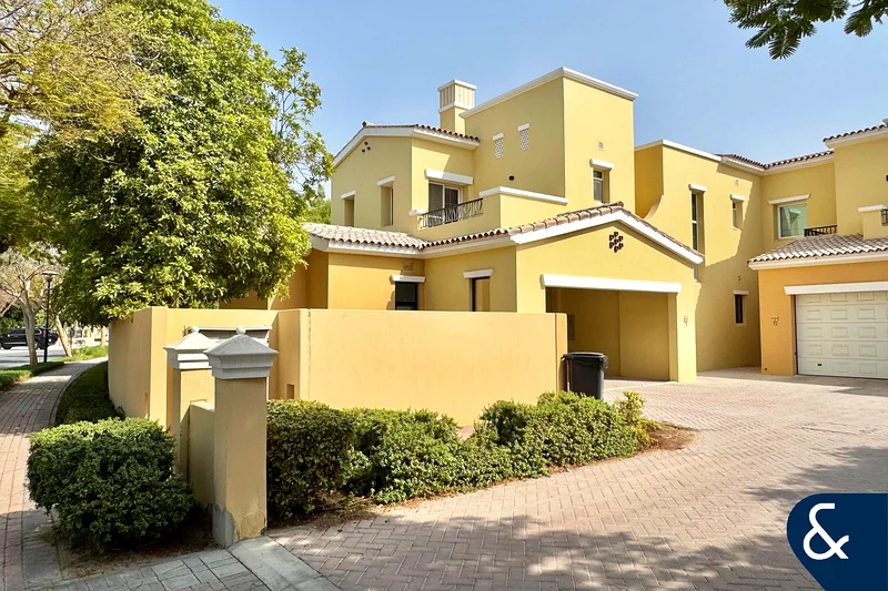 Exclusive | Upgraded | Large Plot | VOT63919567515905110