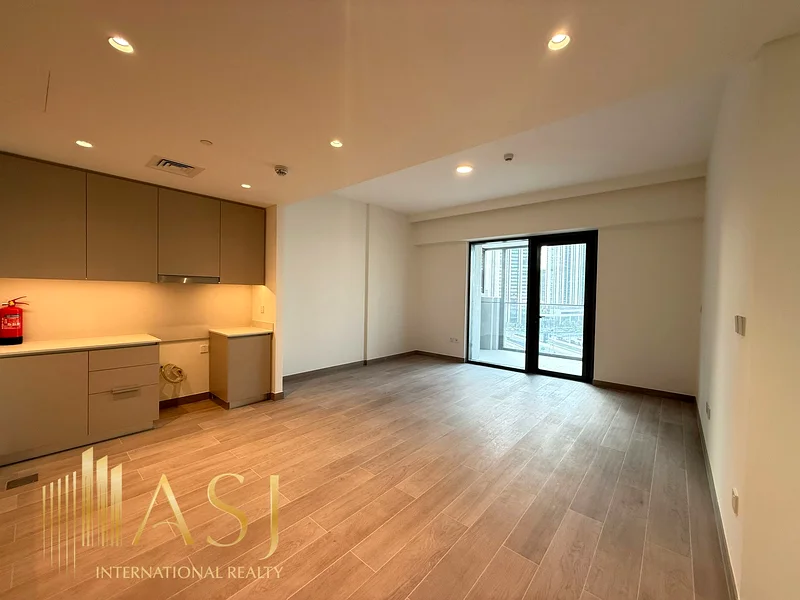 Beach Access | Brand New | Lagoon View64025376868482113