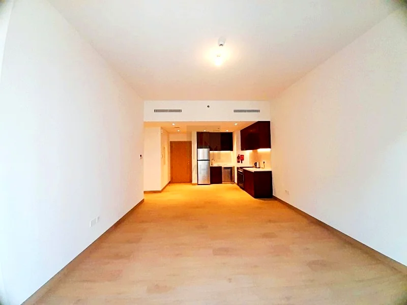 Well Maintained | Luxurious 1 BHK | Prime Location63808013460737110