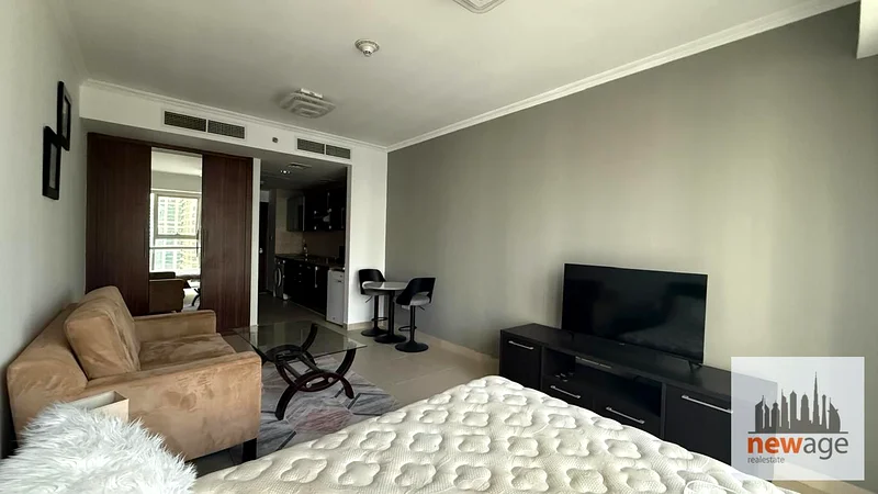 Furnished | High Floor | Lake View63748770490755112