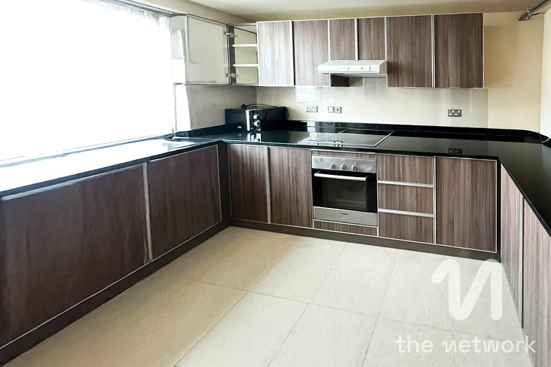 Vacant | Fully Furnished | Upgraded63769240533122113