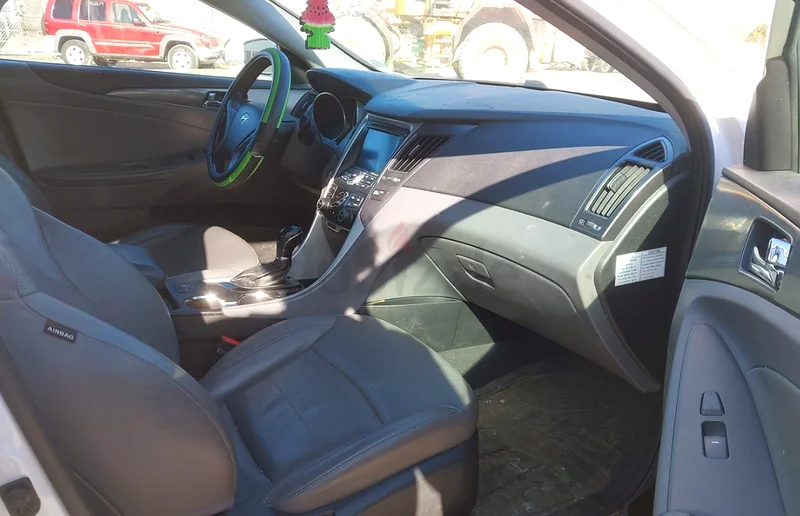 HYUNDAI SONATA HYBRID full option 201163612085836289114
