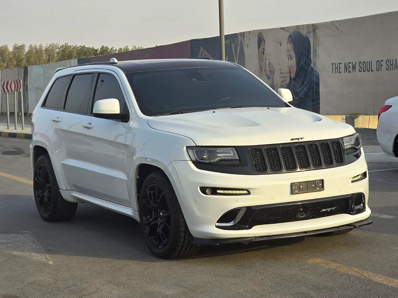 Jeep Grand Cherokee 2015 Gulf Specifications SRT in Good Condition63612071336579113