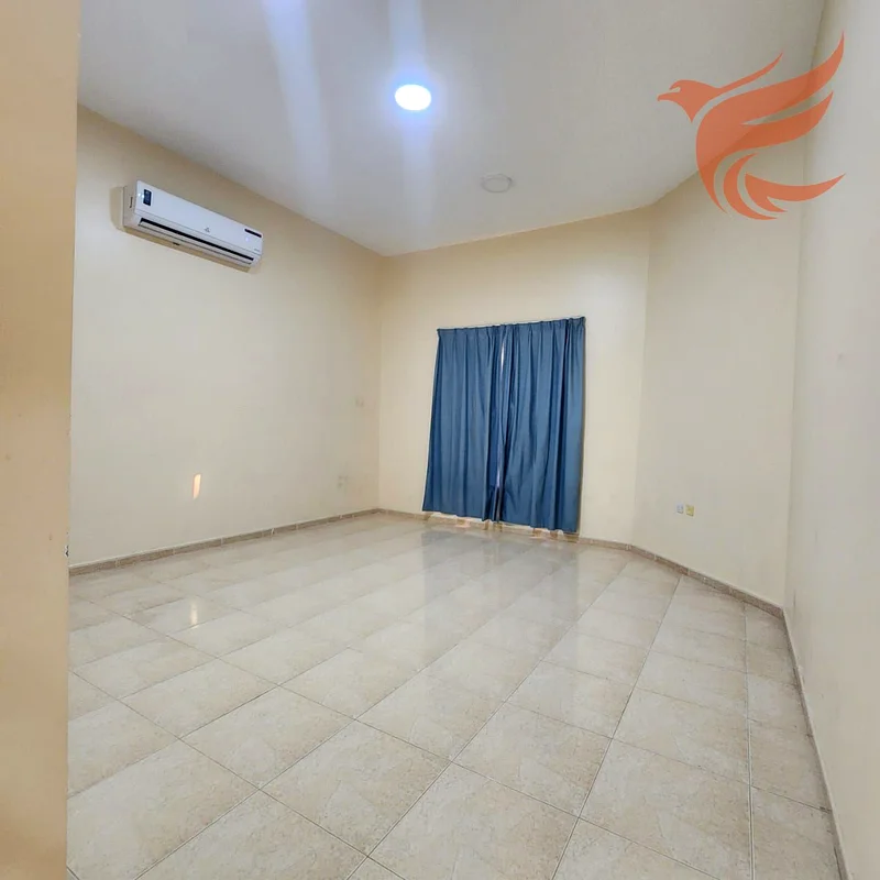 فيلا مكونة من 6 غرف نوم وغرفة خادمة للإيجار63814555884419112