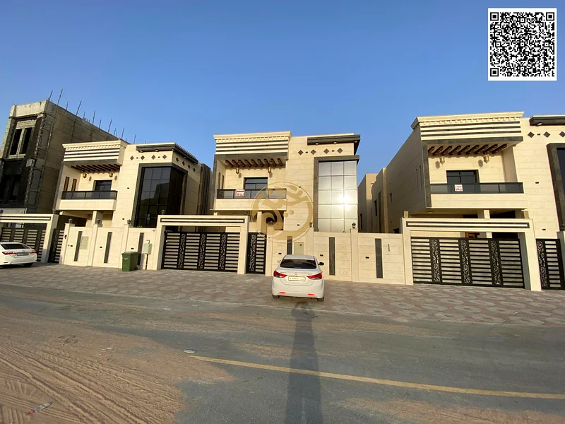 Luxury Villa | 5BR | Central AC | Prime Location | Freehold63884121564290110
