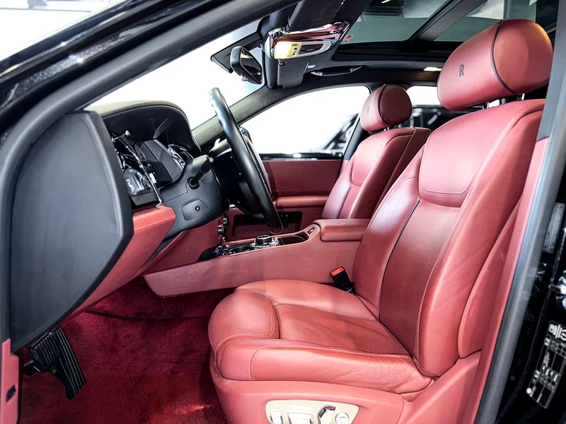 ROLLS-ROYCE GHOST 2015 | 88,000 KM | GCC Specs | Full Service History | Main Dealer Maintained | Imm63612057051395113