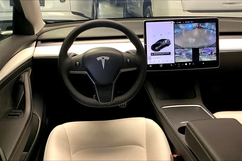 2021 Tesla Model 3 Performance (Dual Motor)  • Big Price Drop • Manufacturer warranty till 15-Nov-2063612058879235113