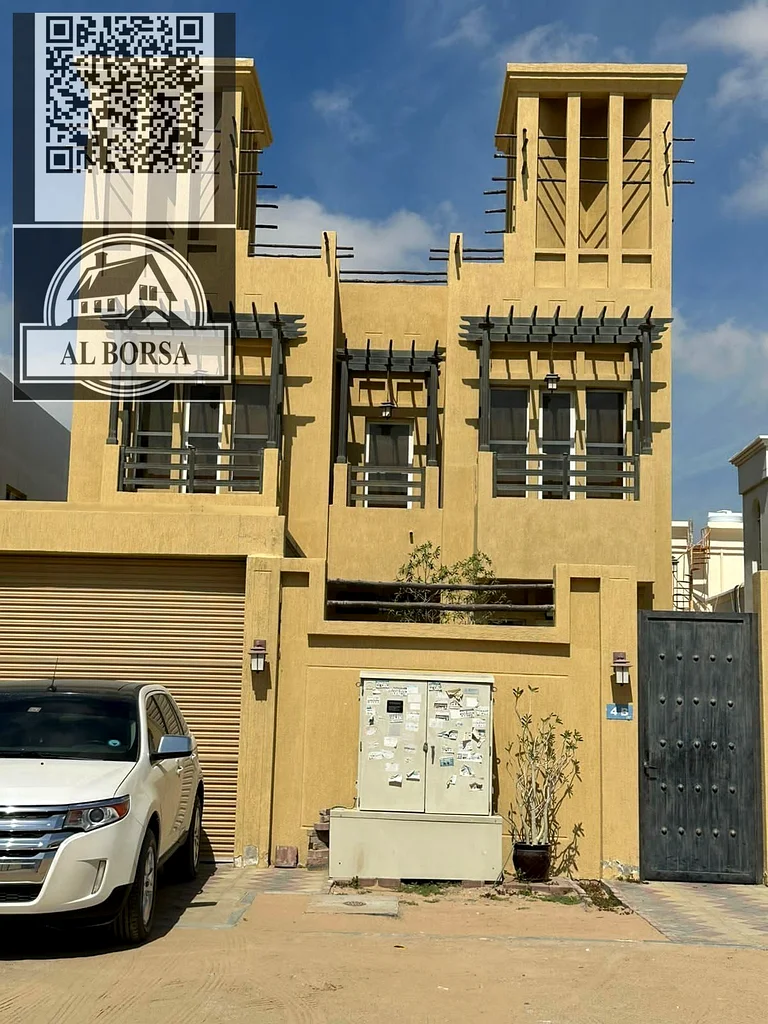 🏡 For Sale: Luxury Villa in Al Rawda 1 - Ajman  ✨ Features:  Private location, close to services and amenities.  Villa age: Only 7 years.  High-quali63874581501313110