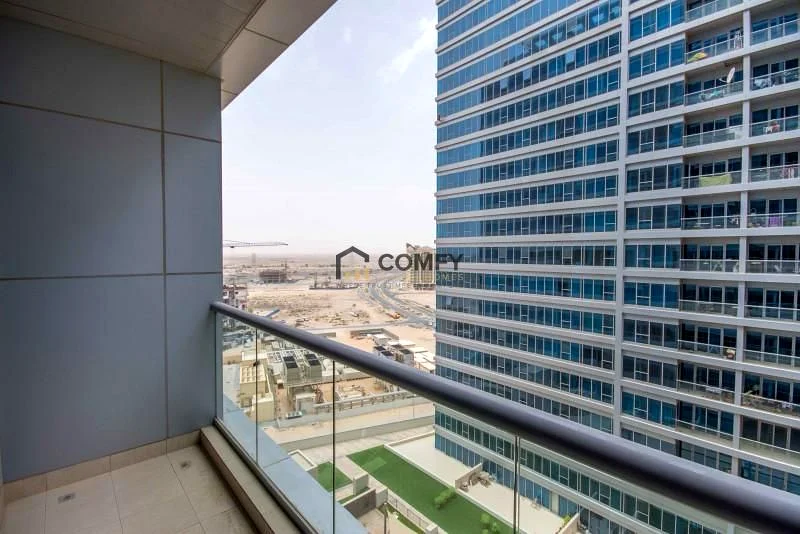 شقة فاخرة بغرفة نوم واحدة مع شرفة وإطلالة على المسبح بأفضل سعر في برج سكاي كورتس63731745765891114
