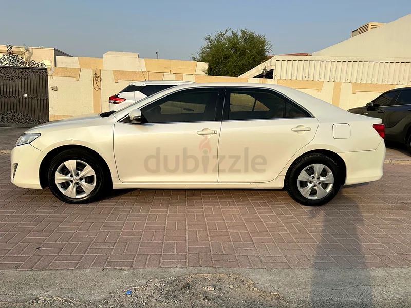 TOYOTA CAMRY GCC VERY GOOD CONDITION63612450198531114