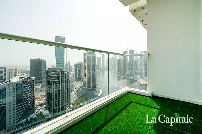 Ready To Move | Newly Upgraded | Canal View63795041587713110