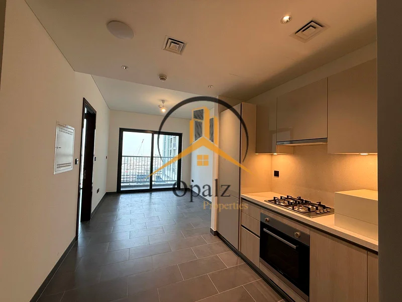 ✨ Modern 1BHK ✨ Pool View | Balcony 🌟 Luxury at Best Value 🌟 Prime Location 🌟 Call Hamdy63759159801731110