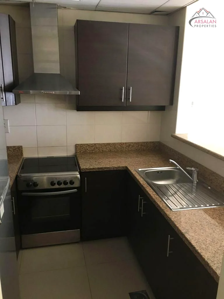 Spacious 1 Bedroom | Ready to move | Prime Location64031589725699114