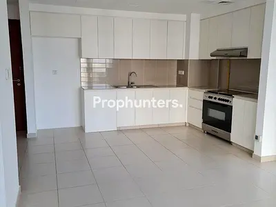 READY TO MOVIN | WELL MAINTAINED | 2BHK