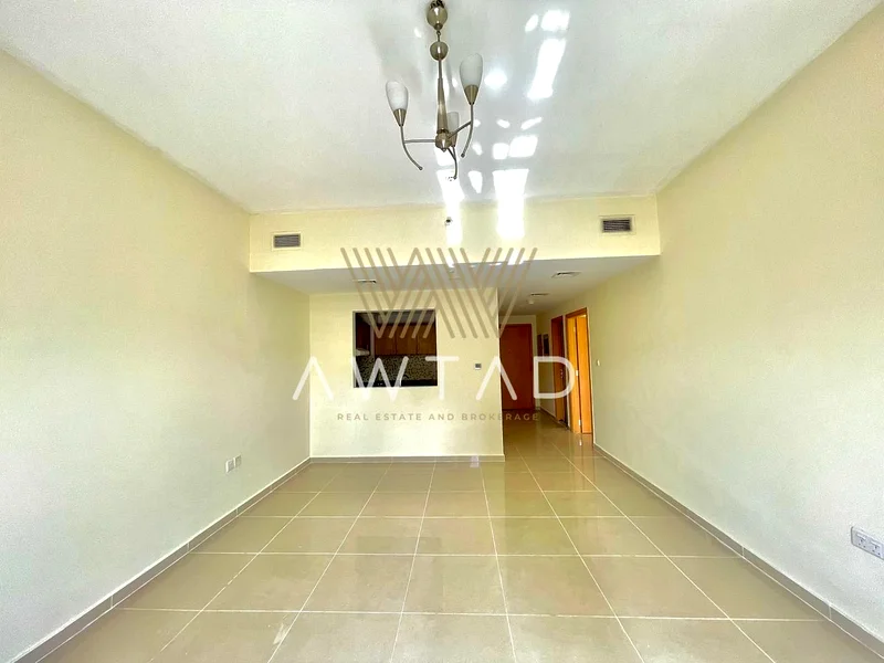 READY TO MOVE IN | SPACIOUS APT. | PRIME LOCATION63779188584963110