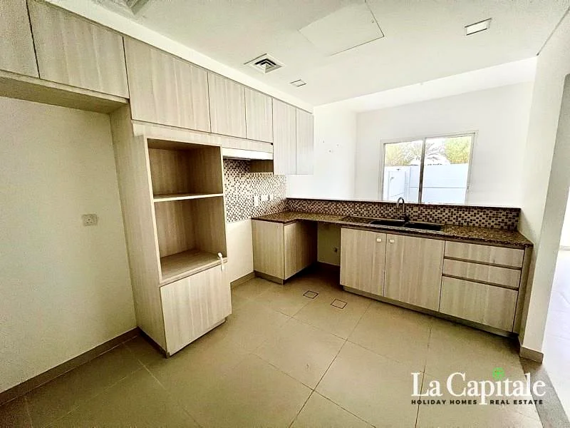 Single Row | Type B | Great Location | Vacant63730987905539113