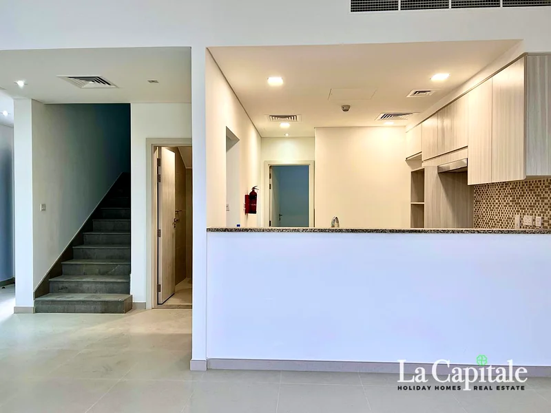 Single Row | Type B | Great Location | Vacant63730987905539112