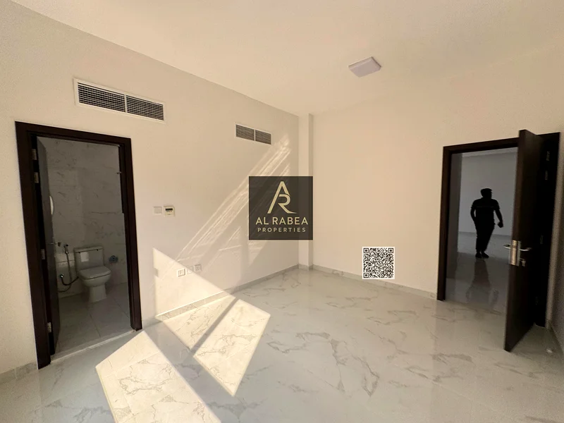 Excellent investment return, the building is fully rented. The first resident, the building is new, excellent location close to all services, a family63870132413313113