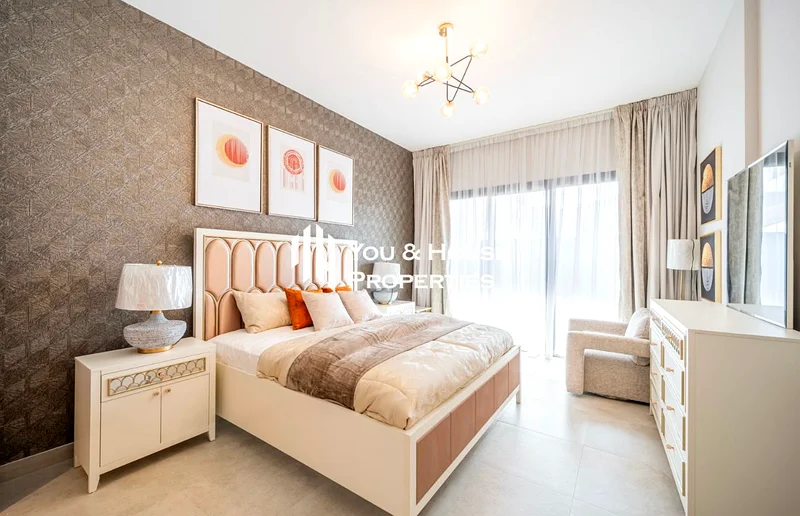 Luxurious Furnished 2 BHK + Maid I Stylish & Massive Layout I Must View63798517584387110
