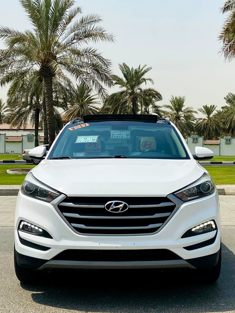 2017 Hyundai Tucson Limited 1.6T AWD – Premium SUV | Very Low Mileage | Full Luxury Experience63612056529154111
