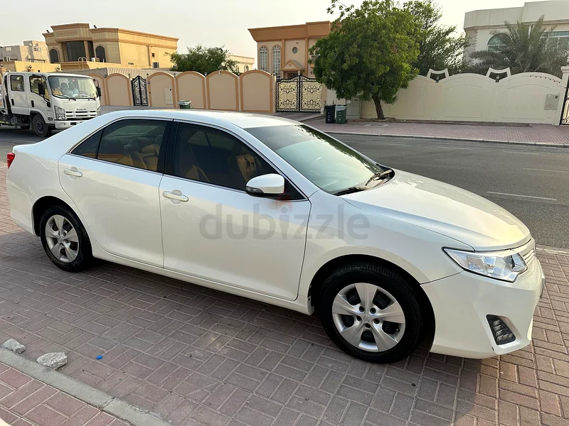 TOYOTA CAMRY GCC VERY GOOD CONDITION63612450198531113