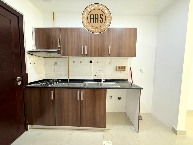 SPACIOUS STUDIO FAMILY ONLY 4/6 CHEQUE PAYMENT63742380684161112