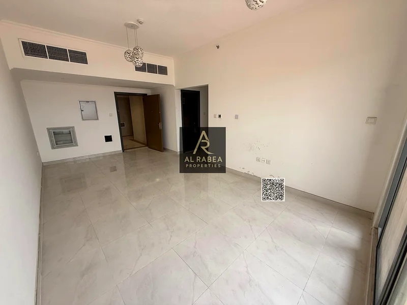 شقة من الفئة الأولى، سهولة الوصول إليها و منها إلى دبي63718195610498110