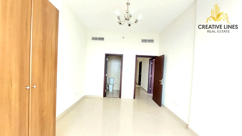 Modern 3BHK Apartment | Spacious, Sleek, Central63756975476867113
