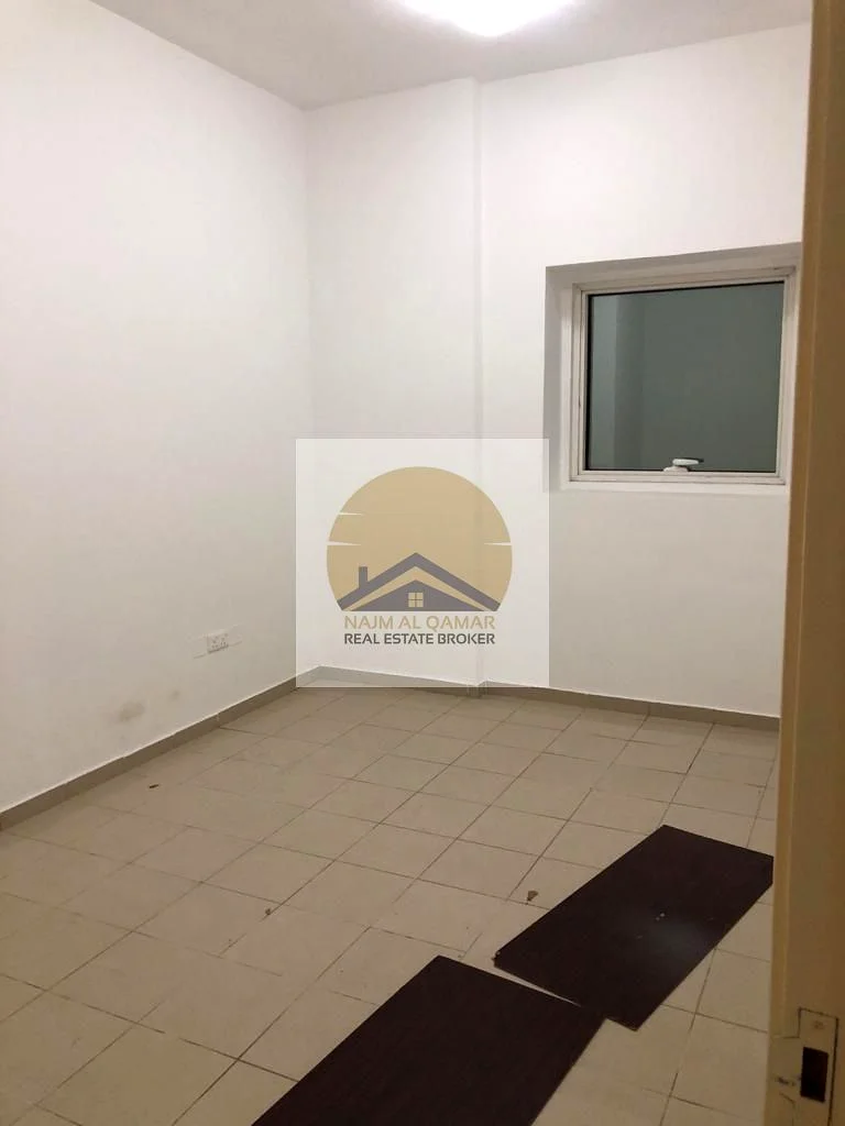 CHEAPEST OFFER 1 BHK CLOSE KITCHEN NEAR TO  POND PARK 44K ONLY !!!63756782491011110