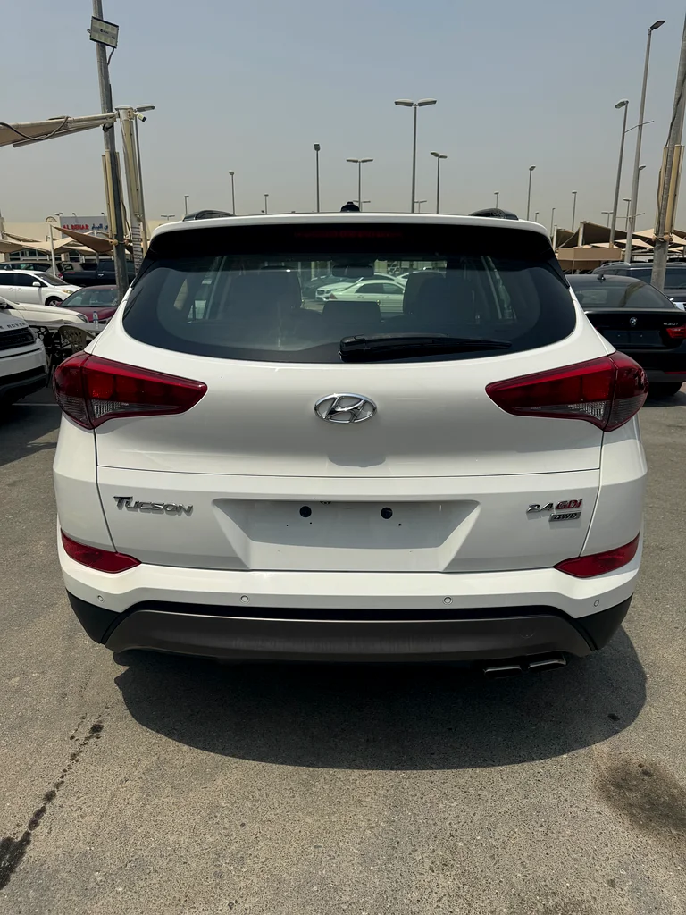 HYUNDAI TUCSON 2017 MODEL GCC SPECS FULL OPINION PANORAMA FREE ACCIDENT ORIGINAL PAINT LOW MILEAGE63612086382209114