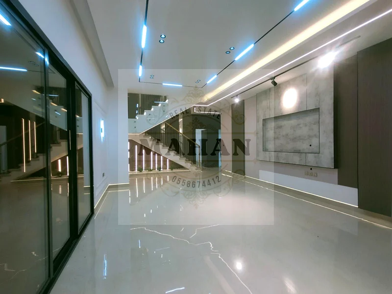 فيلا فاخرة من 5 غرف نوم مع قاعة مجلس متاحة للبيع في عجمان الهيليو63909006023041112