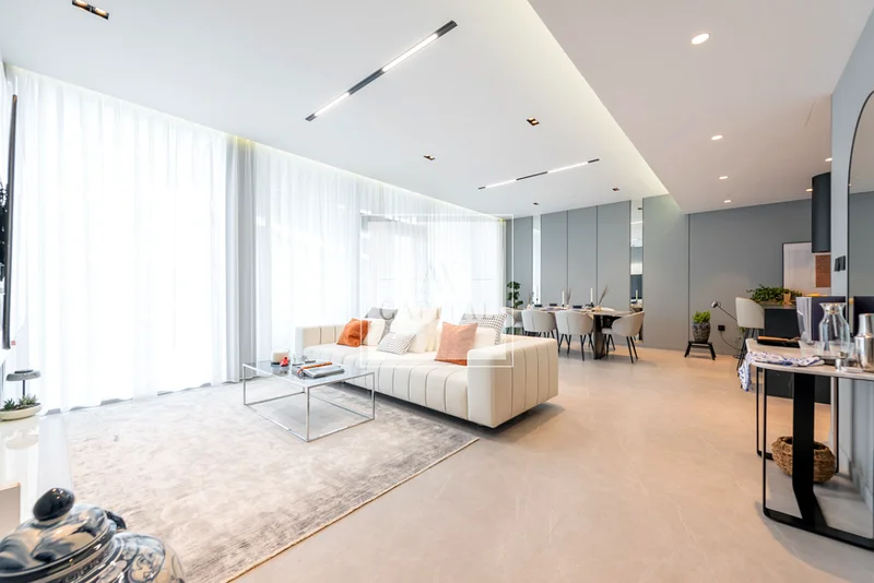 Upgraded | High End | Full Ain Dubai View63923991159297111