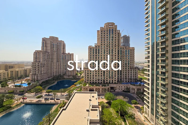 Vacant Unit | Lake Views | Bright Unit63921936990083110