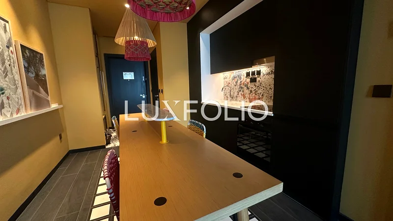 مؤثث | إطلالة على برج خليفة | شاغر63791791688578113