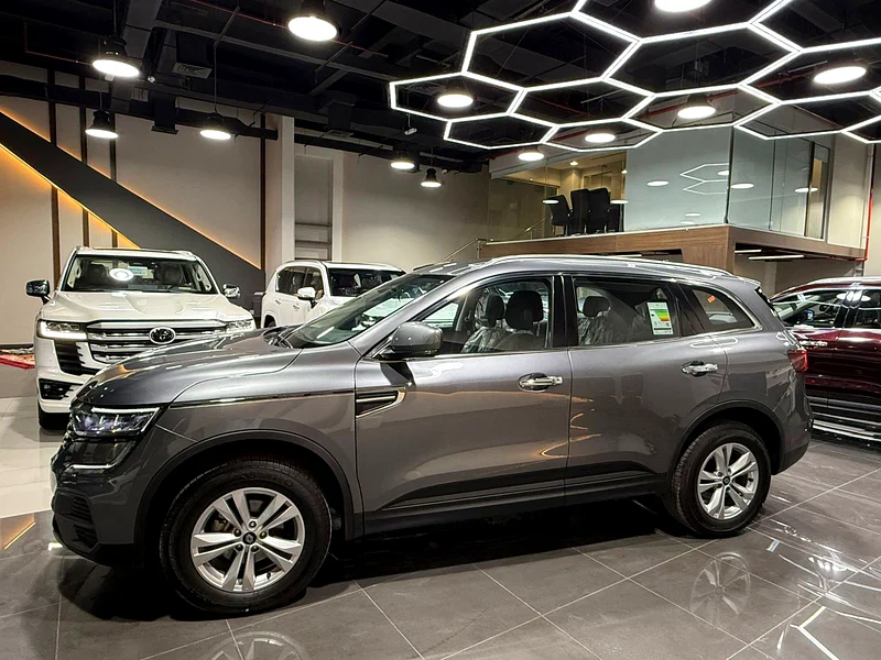 RENAULT KOLES PE 2.5L 2025YM بسعر خرااااافي رينو كوليوس مكينه 2500 بنزين مثبت سرعه63613733731329112