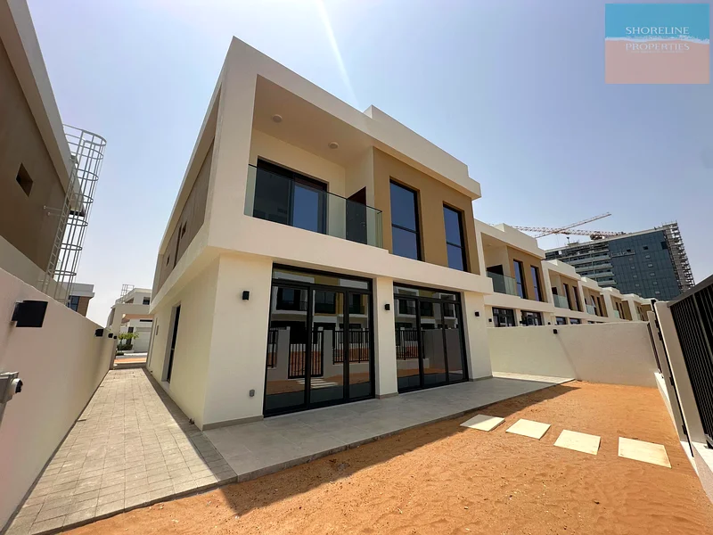 فيلا جديدة بالكامل مكونة من 4 غرف نوم للإيجار في ماربيلا63814160994561112
