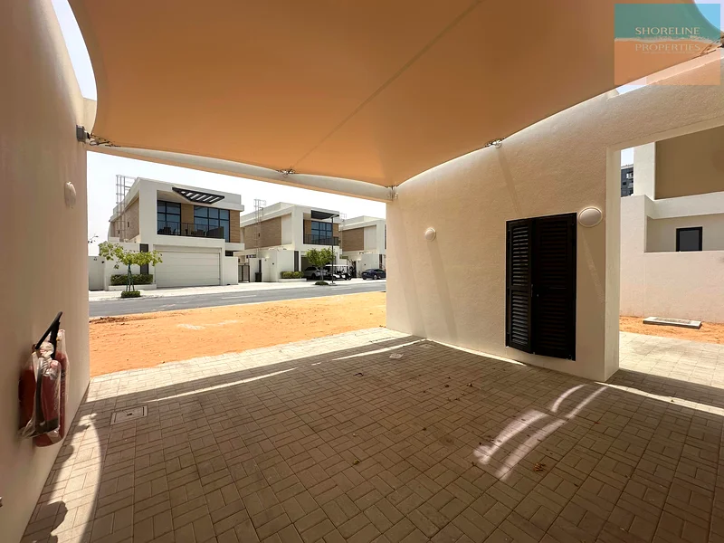 فيلا جديدة بالكامل مكونة من 4 غرف نوم للإيجار في ماربيلا63814160994561114