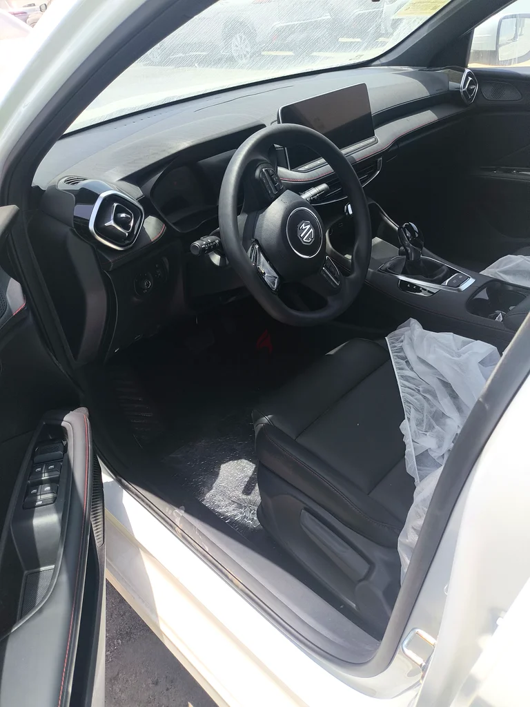 2025 MG5 Luxury 1.5L 129HP63699027386242114