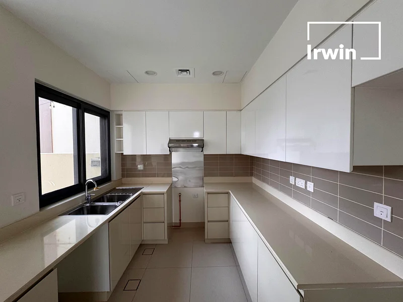 Vacant | Corner Plot | Single Row | Type 2E63754927062787114