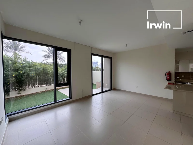Vacant | Corner Plot | Single Row | Type 2E63754927062787111