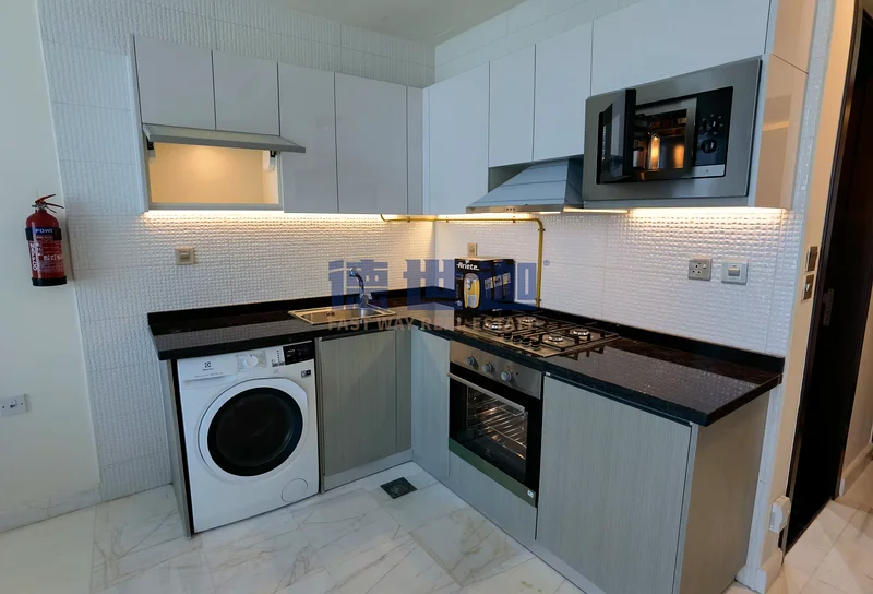Studio | Furnished | Middle Floor | Great Amenities63792575019779114