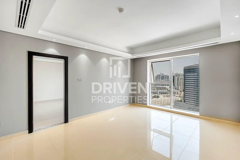 Well Maintained | Spacious Layout | Vacant63782222657025111