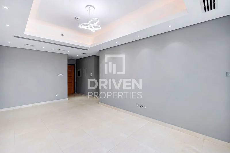 Great Location | Mid Floor | Multiple Cheques63782222675331112